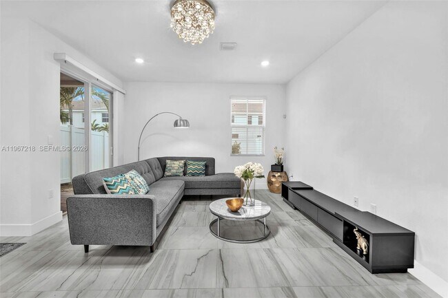 Foto del edificio - 142 SW 170th Ave