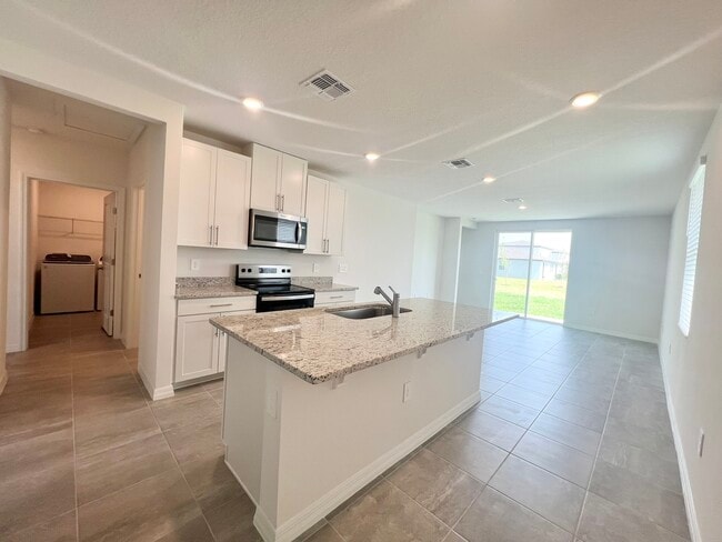 Building Photo - 2511 Linda Knl Ln