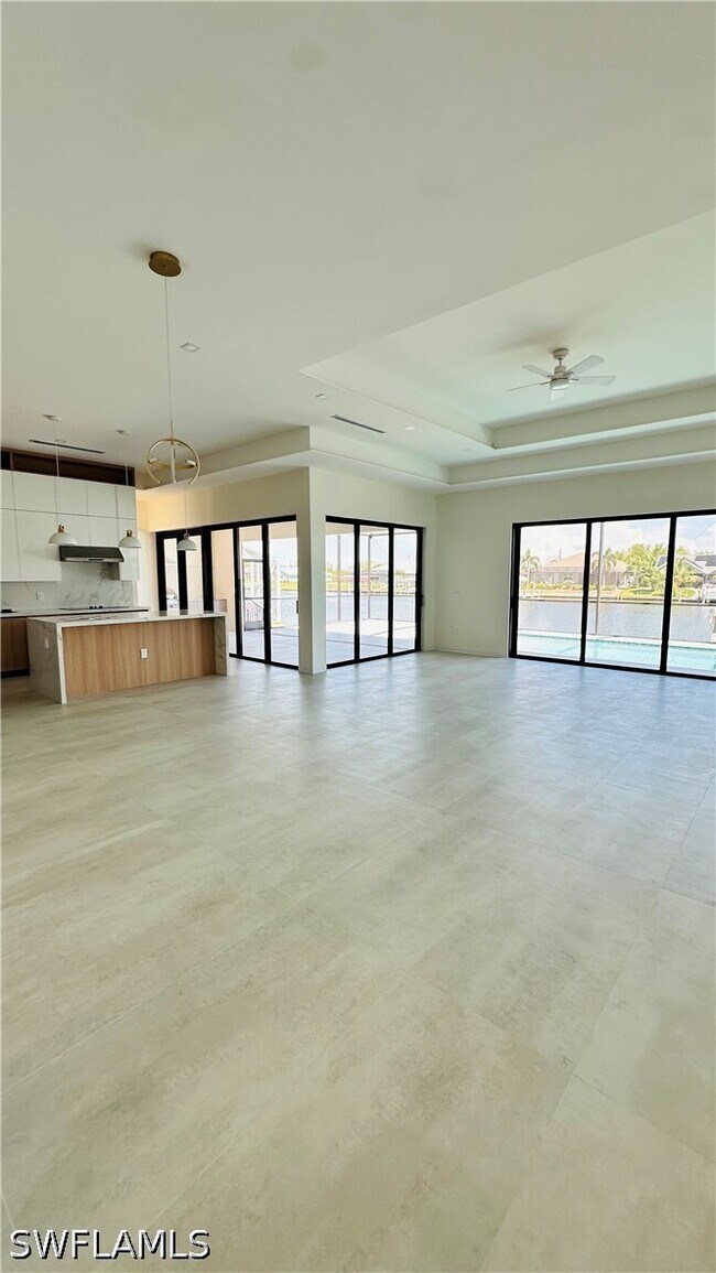 Foto del edificio - 15548 Ruston Cir