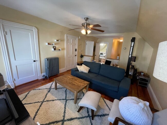 Building Photo - 21 Chandler St