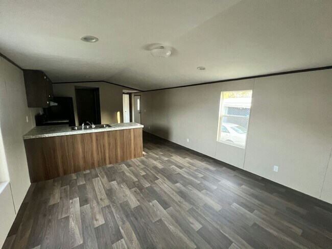 Foto del edificio - 57 Tower Manor Cir W