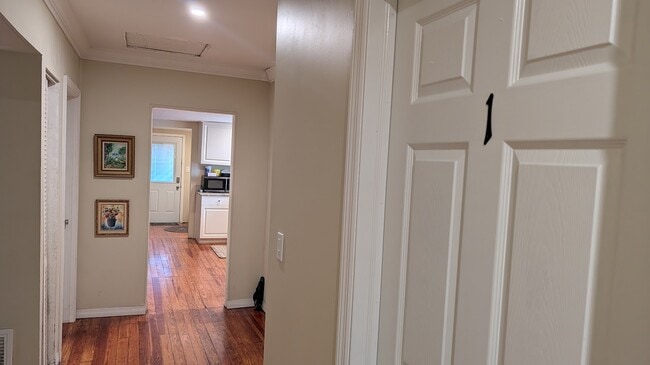room 1 - 2255 1st Ave N