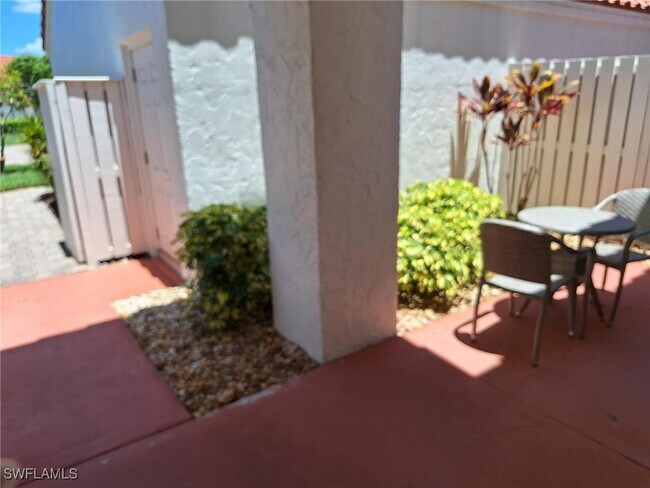 Foto del edificio - 551 Beachwalk Cir