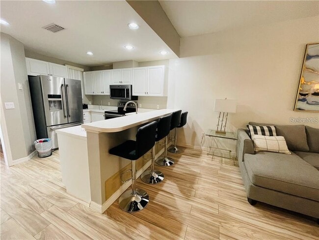 Building Photo - 3702 54th Dr W