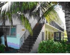 Building Photo - 8132 Harding Ave