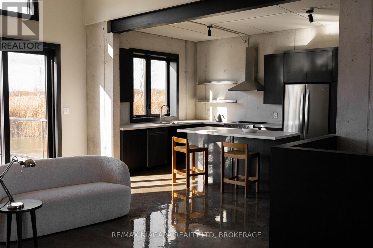 Photo principale - 21-21 Heron Pointe
