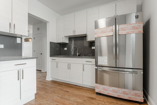 Foto del edificio - 2922 N Rockwell St