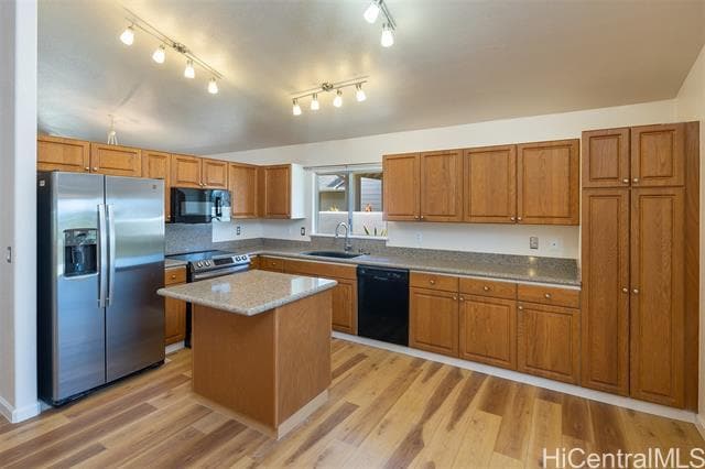 Building Photo - 94-531-531 Lumiauau St