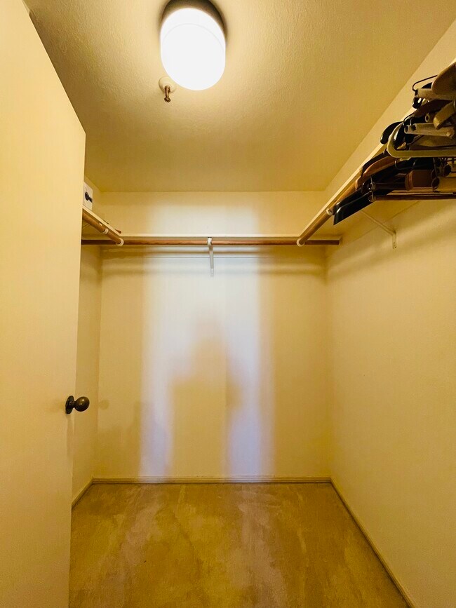 655 Chetwood St Unit 306, Oakland, CA 94610 Condo for Rent in Oakland