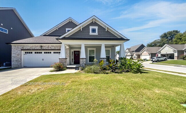 Foto del edificio - 5665 Bungalow Cir