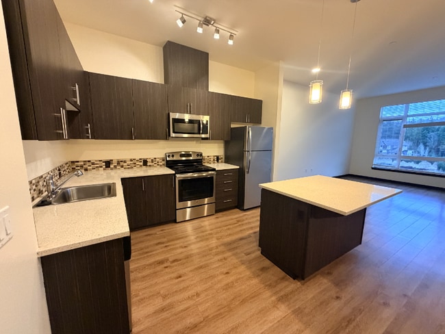 Foto del edificio - 580 8th Ave NE