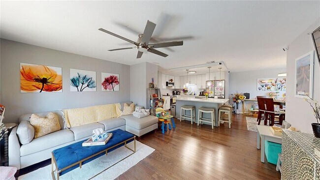 Foto del edificio - 1601 Pinewood Dr