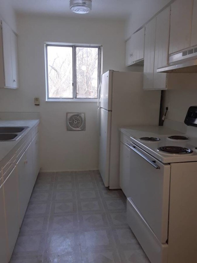 Foto del edificio - 3241 Richfield Ct