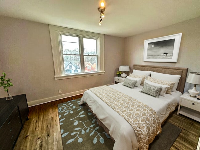 Photo - 5404 Black St House