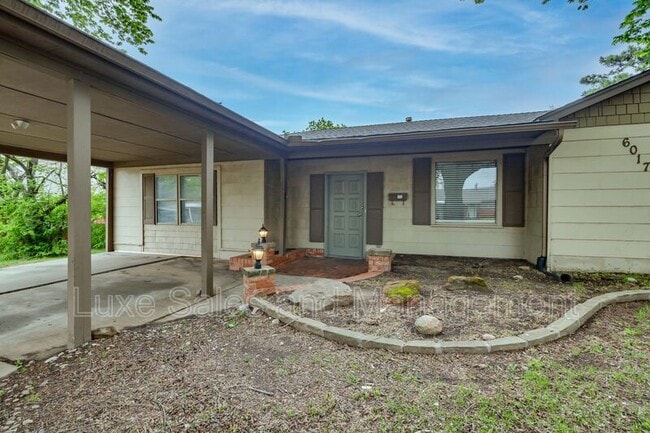 Building Photo - 6017 NW 56th St