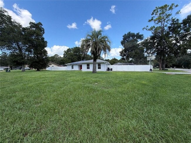 Foto del edificio - 10024 SW 73rd Terrace