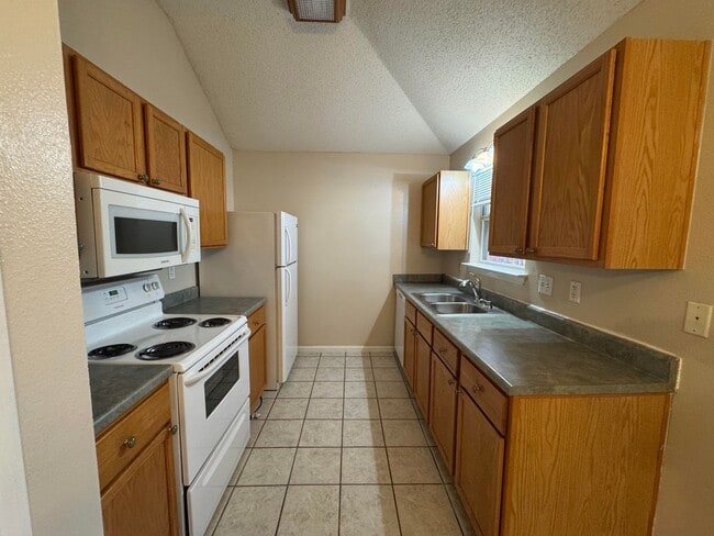 Building Photo - 3303 Trey Ln