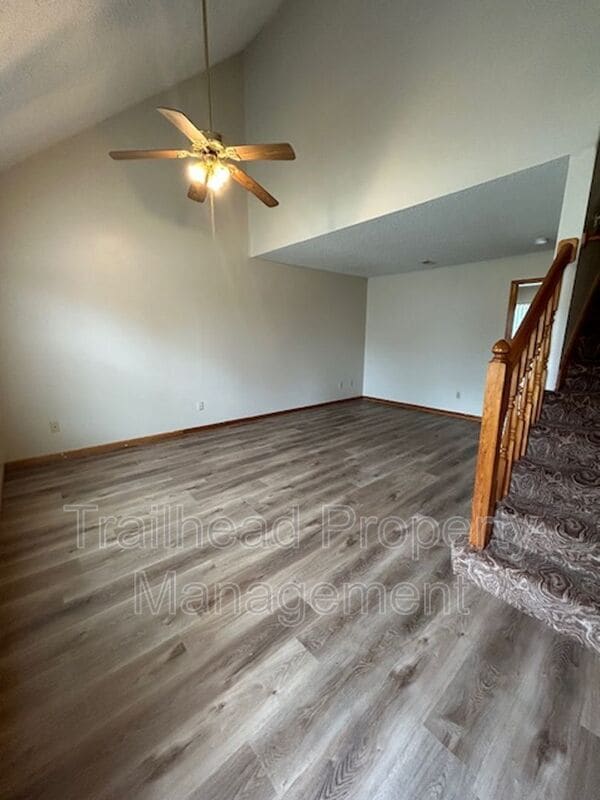 Building Photo - 1113 Dean Dr