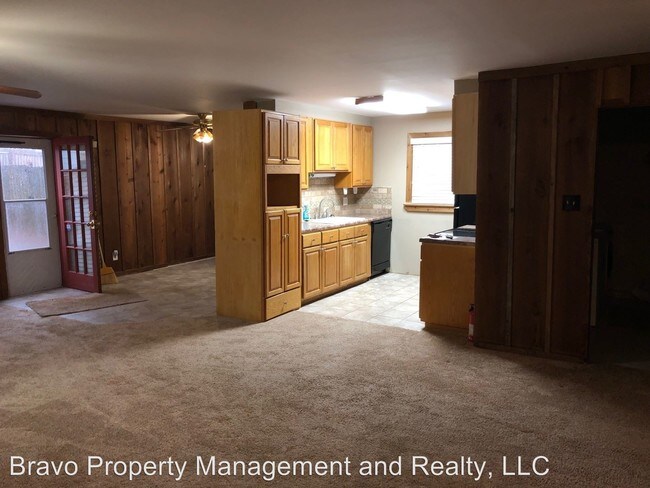 Building Photo - 3 br, 2 bath House - 977 Hilltop Court
