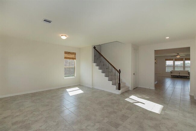 Foto del edificio - 3896 Littlebourne Ln