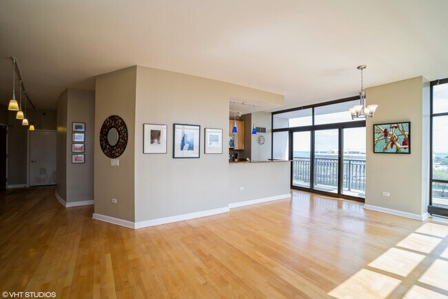 Foto del edificio - 1322 S Prairie Ave