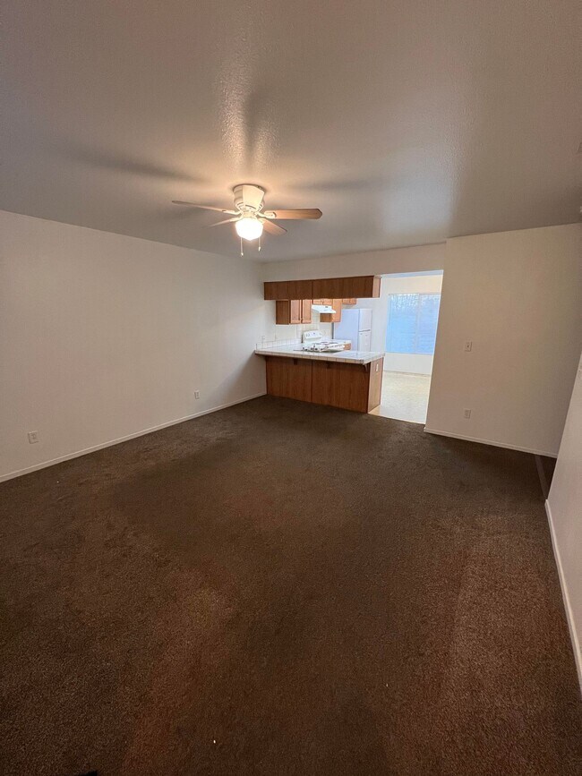 living area - 1347 N Archie Ave