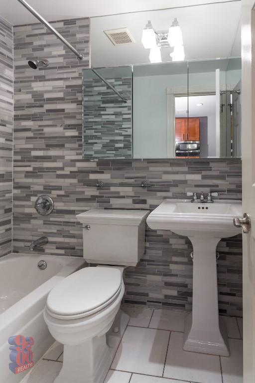 Foto del edificio - 230 E 32nd St