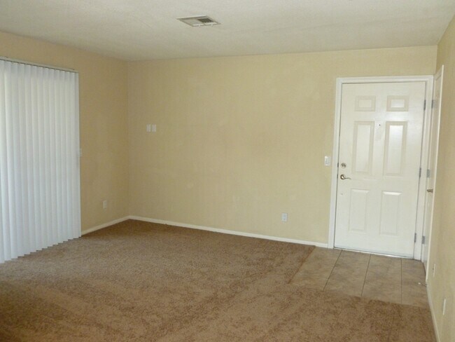 Foto del edificio - 7200 Pirates Cove Rd