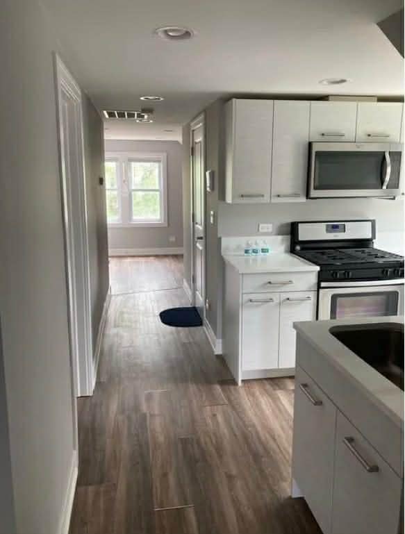 Building Photo - 2914 N Allen Ave