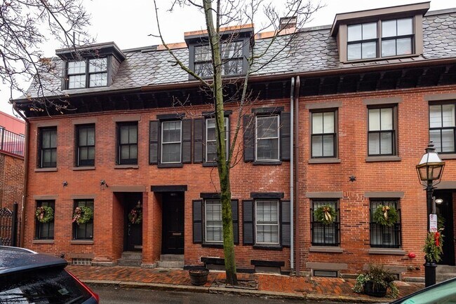 Foto del edificio - 2 Lawrence St