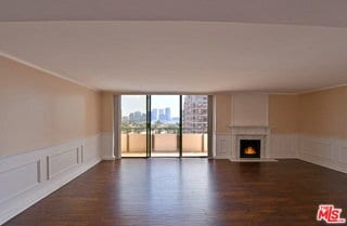 Building Photo - 10535 Wilshire Blvd