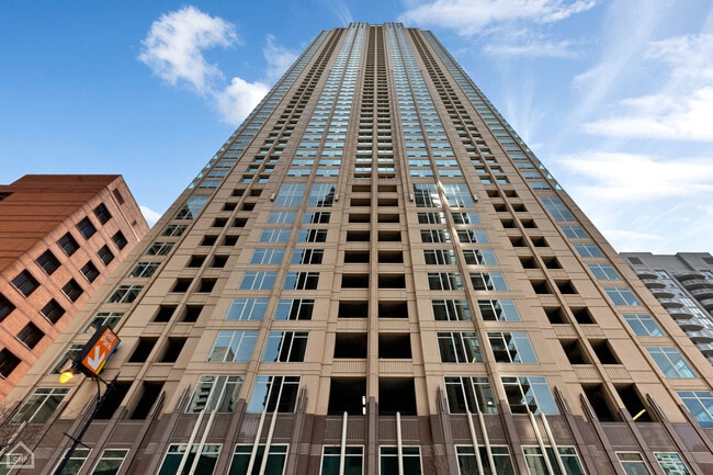Building Photo - 33 W Ontario St