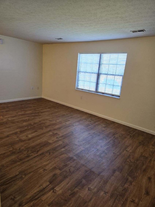 Building Photo - 27 Scioto Dr