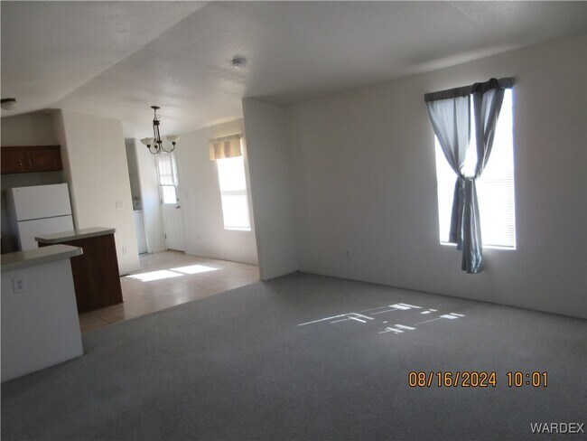 Building Photo - 2355 Potter Ave