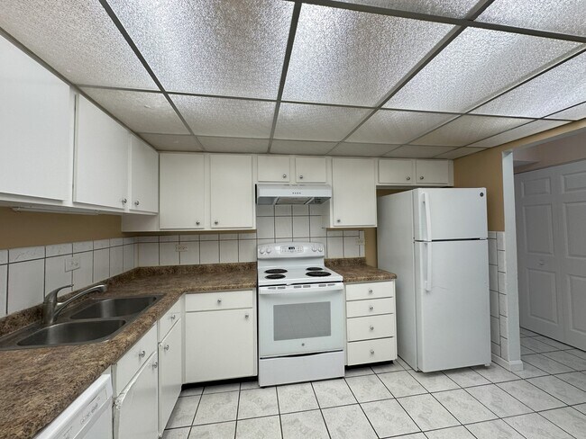 Foto del edificio - 226 Walker Dr