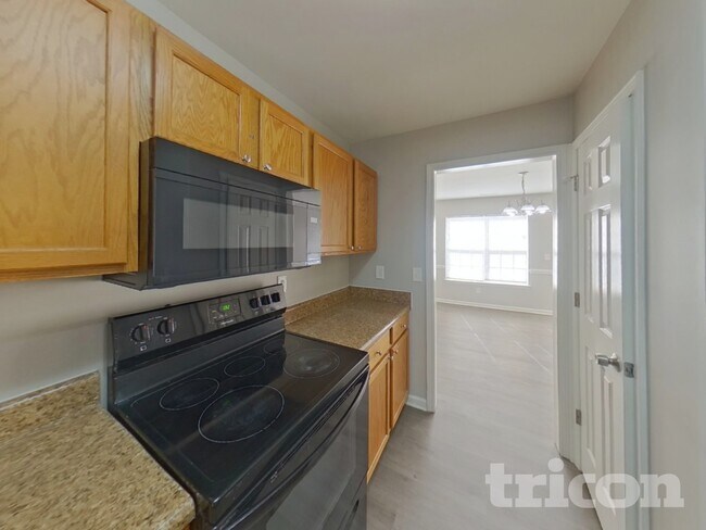 Foto del edificio - 1392 Zered Pl NW