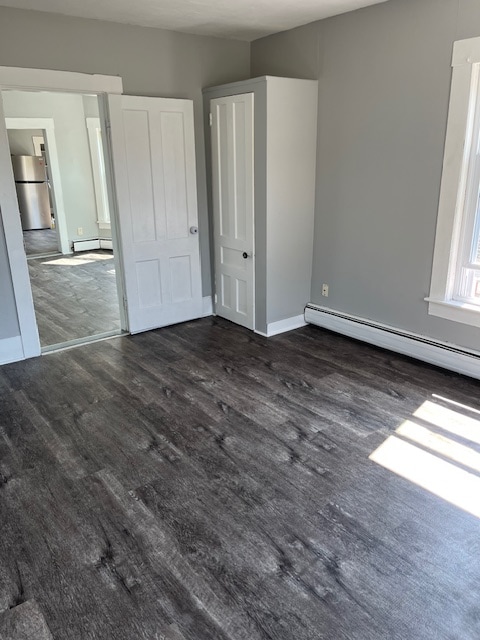 Building Photo - 37 Maple St