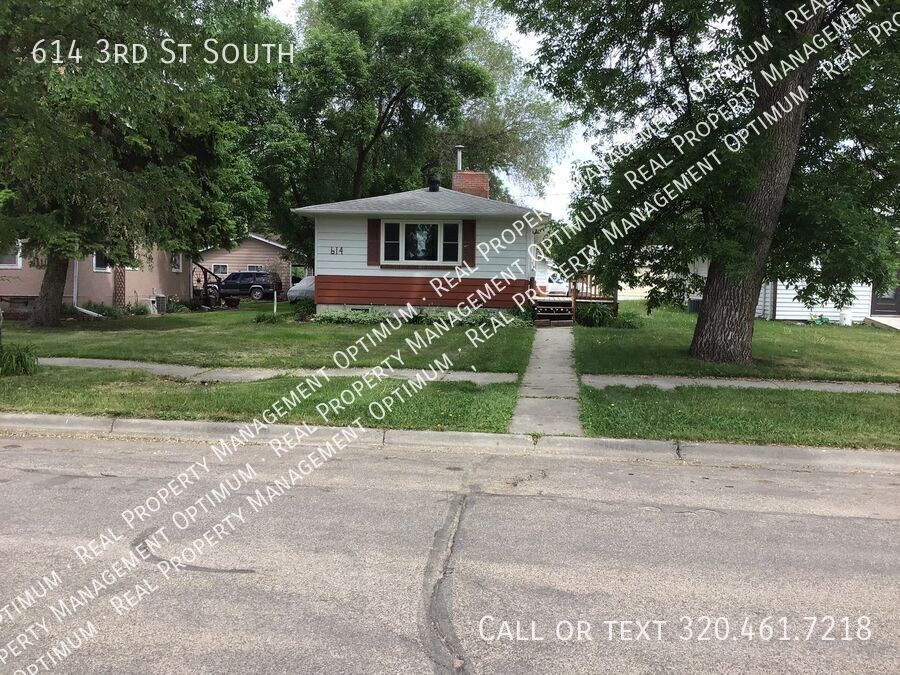 Primary Photo - 614 3rd St S