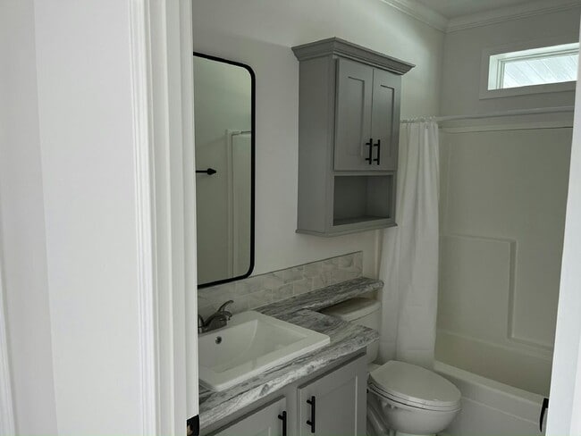 Building Photo - 7812 Cameo Ln