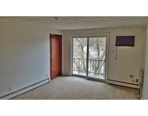 Building Photo - 141 Pierce St