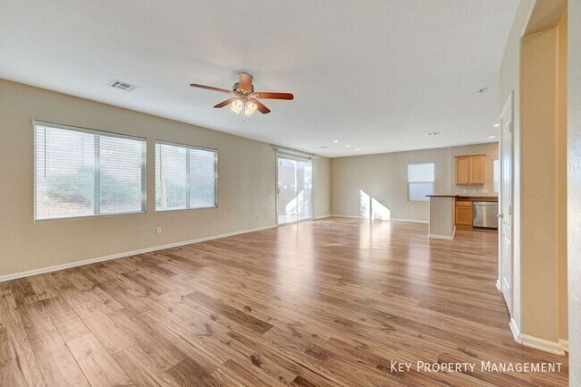 Foto del edificio - 183 Rolling Fields Ct