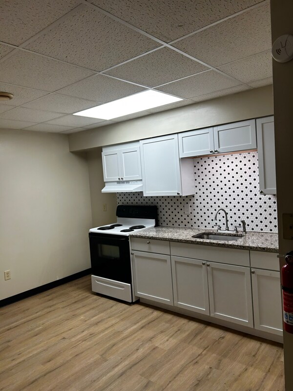 Foto principal - 1819 Red Barn Village Rd