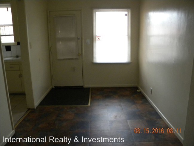 Foto del edificio - 3311 1/2 W 78th St