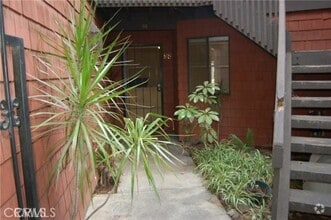 Building Photo - 394 S Prospectors Rd