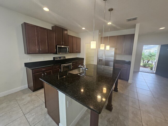 Building Photo - 5435 Estero Loop