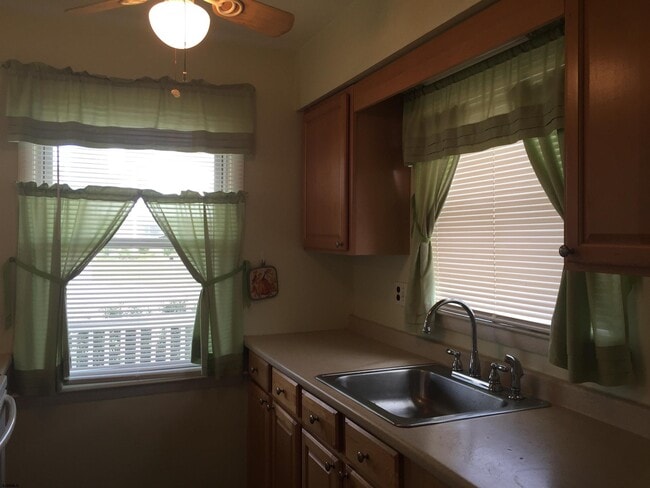 Foto del edificio - 4632 Schooner Rd