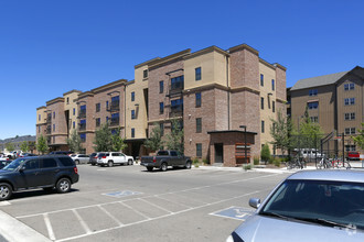 Building Photo - Yugo Flagstaff Grove