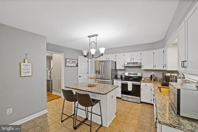Foto del edificio - 7014 Allington Manor Cir E