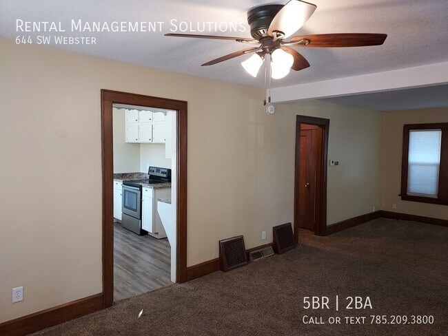 Building Photo - *NEAR HUMMER SPORTS PARK* 644 SW Webster- ...