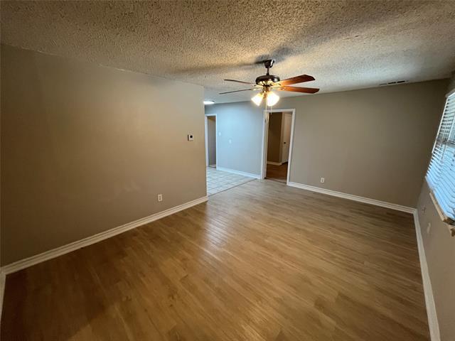Foto del edificio - 4329 Ridgedale Dr